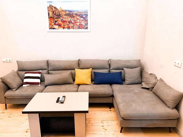 Отель Liberty Square Apartment Тбилиси-4